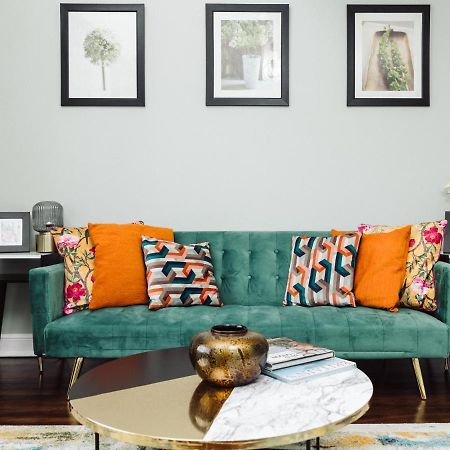 Send Beautiful Apartment In Guildford With Parking מראה חיצוני תמונה