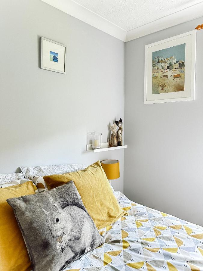 Send Beautiful Apartment In Guildford With Parking מראה חיצוני תמונה